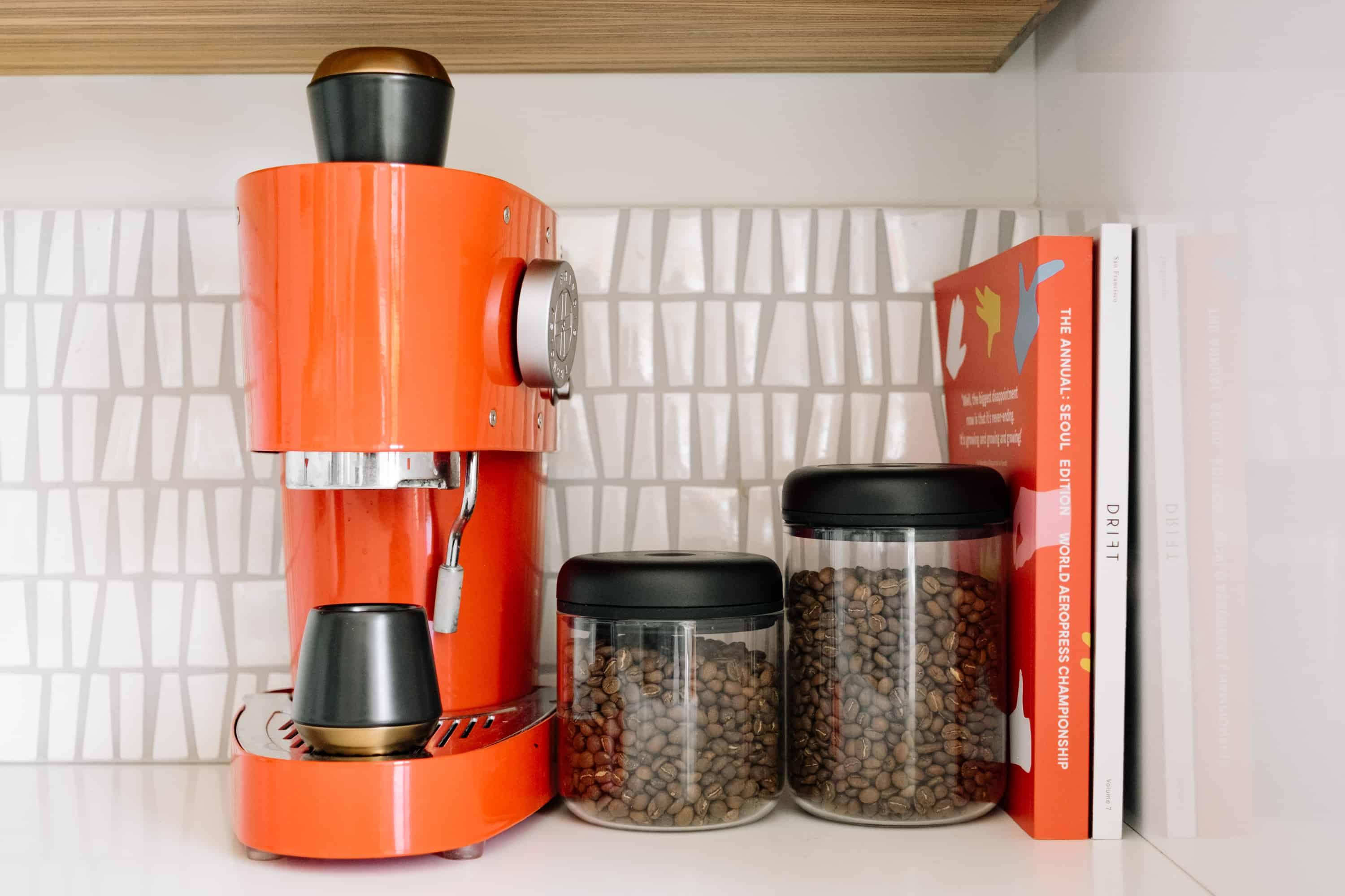 How Vacuums Prevent Coffee Staling | Fellow